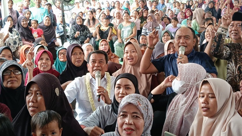 Maesyal Rasyid Sapa Ibu-Ibu Jayanti Pakai Bahasa Sunda