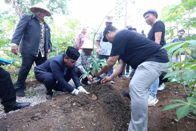 Pj Walikota Tangerang Apresiasi, Warga Wujudkan Ekosistem Hijau