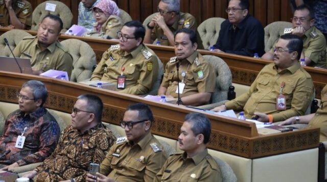 Pemkot Tangerang Siap Wujudkan Pilkada Aman dan Kondusif, Hadiri Raker Komisi II DPR RI