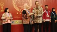 Perumda Pasar NKR Kabupaten Tangerang Diganjar Penghargaan Creativity & Best Leader Award 2025