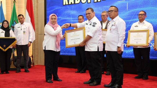 Pemkab Tangerang Raih Penghargaan Peduli HAM