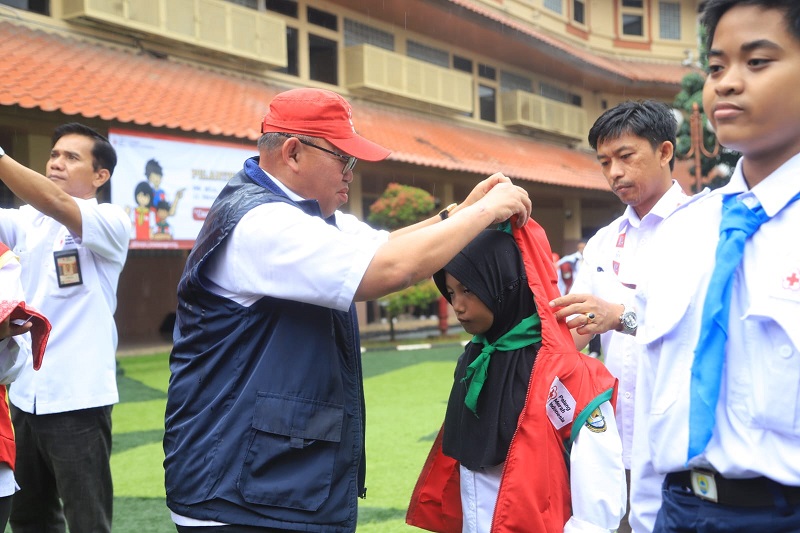 Sebanyak 1.500 Anggota PMR Kota Tangerang Dilantik