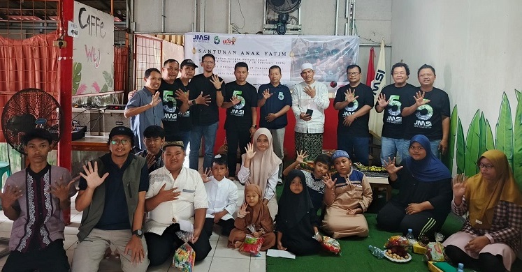 JMSI Kota Tangerang Santuni Anak Yatim di HUT ke-5 dan HPN ke-79