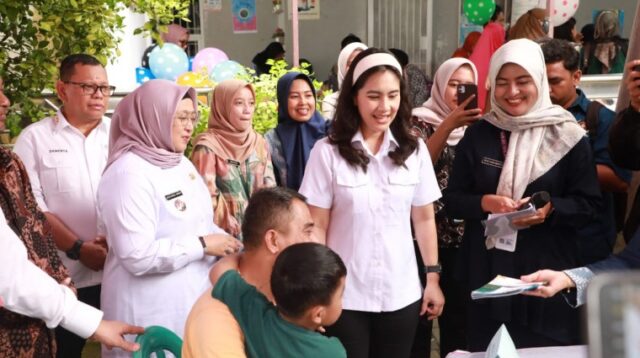 Wabup Tangerang Dampingi Wamentan Tinjau Program Makan Bergizi Gratis