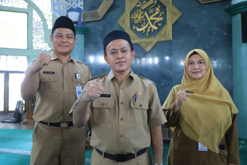 Realisasikan Program Gampang Sekolah, Sachrudin-Maryono Salurkan Bansos Pendidikan Kepada 312 Mahasiswa