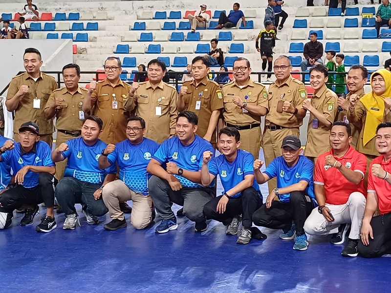 Salah satu peserta lomba storytelling berbahasa Inggris yang diadakan oleh Dinas Pendidikan dalam rangka HUT ke - 32 Kota Tangerang