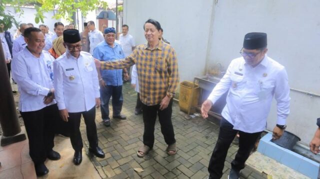 Perkuat Kebersamaan, Sachrudin-Maryono Silaturahmi ke Para Mantan Walikota