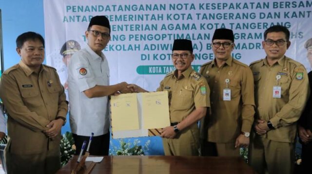 Pemkot Tangerang dan Kemenag Teken MoU Program Adiwiyata Masuk Madrasah