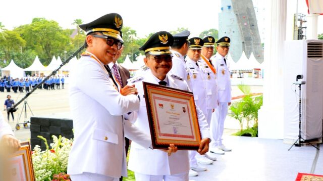 Pemkot Tangerang Raih Penghargaan Kinerja Tinggi dari Kemendagri