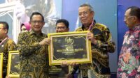 Pemkot Tangsel Raih Penghargaan Penerapan SPM Terbaik dari Kemendagri