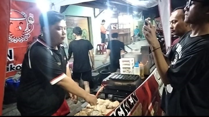 Gen Steak dan Takoyaki: Kuliner Gen Z Yang Lagi Hits di Kota Tangerang