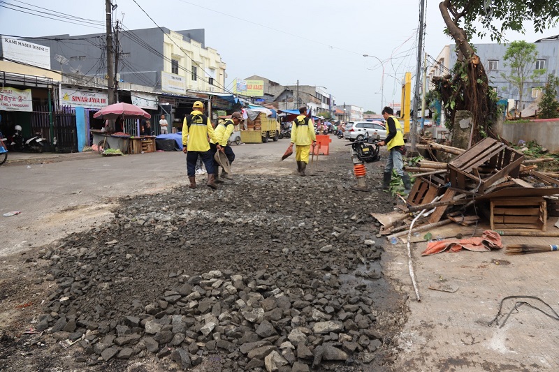 Pemkot Tangerang Mulai Bangun Jalan Penunjang Pasar Anyar