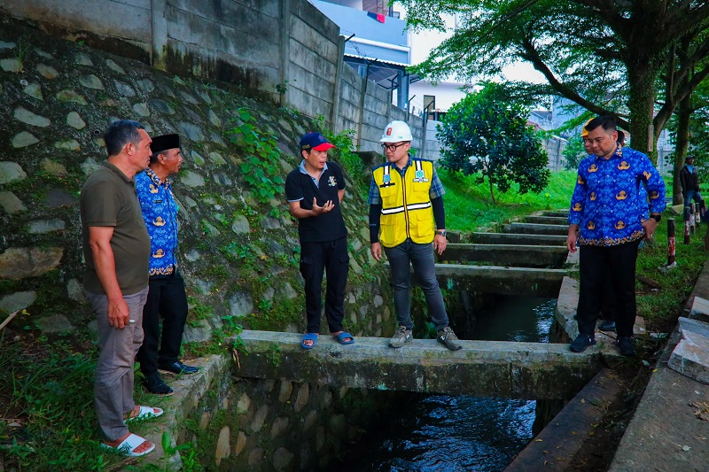 Pilar Minta Pengembang Segera Perbaiki Dinding Panel Serpong Lagoon