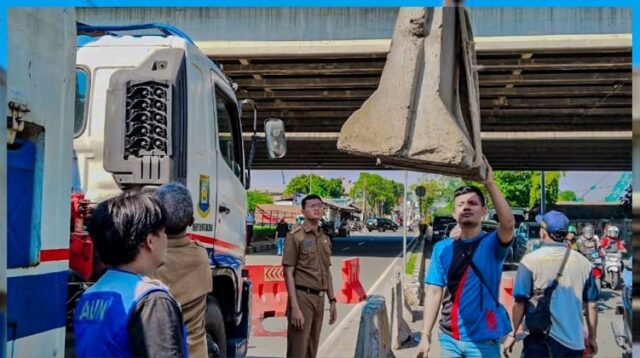 Uji Coba U-Turn Kolong Tol Buaran Efektif Kurangi Kemacetan