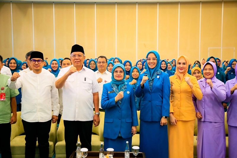 Walikota Tangsel Dorong Peran Ibu Cegah Dampak Negatif Digital