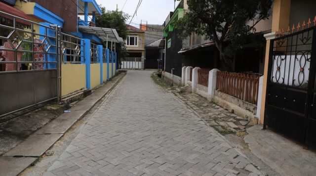Perbaikan 350 Titik Jalan Lingkungan di Kota Tangerang Hampir Rampung