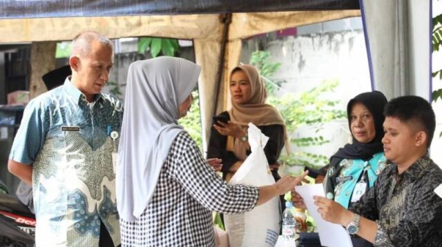 66.245 Keluarga di Kota Tangerang Terima Bansos Beras 20 Kilogram