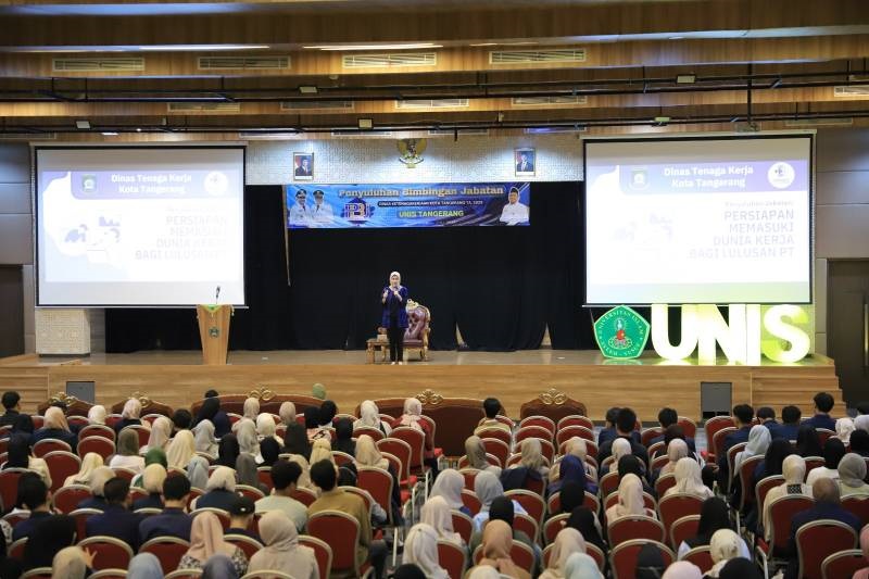 Disnaker Kota Tangerang Gelar Penyuluhan Kerja Perdana di UNIS