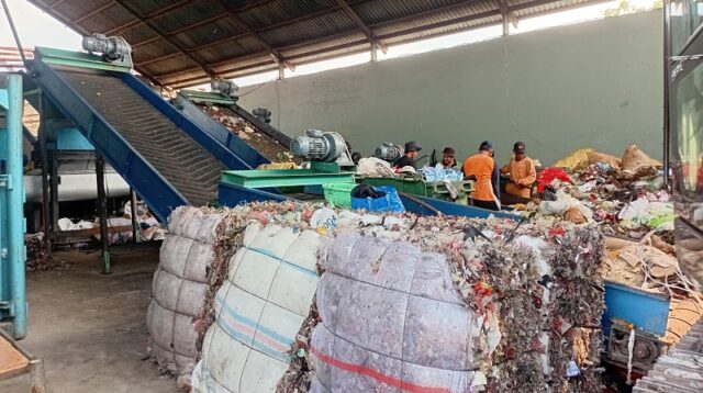DLH Kota Tangerang Genjot Produksi dari Sampah