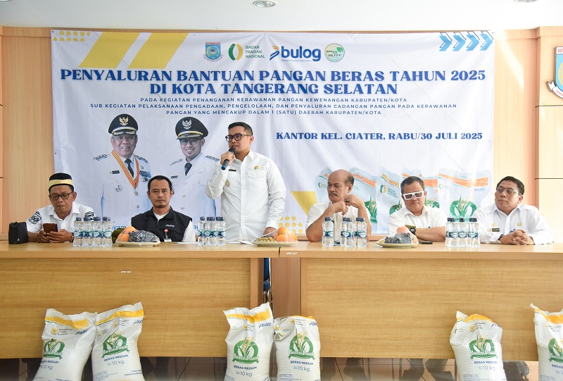 Pilar dan Bulog Salurkan Bantuan Beras untuk 18.024 KPM di Tangsel