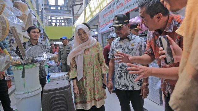Sachrudin Minta BPPW Tindaklanjuti Keluhan Pedagang Pasar Anyar