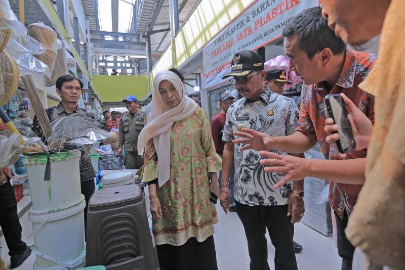 Sachrudin Minta BPPW Tindaklanjuti Keluhan Pedagang Pasar Anyar