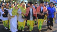 Festival Al-A’zhom Ditutup dengan Pawai Sarungan