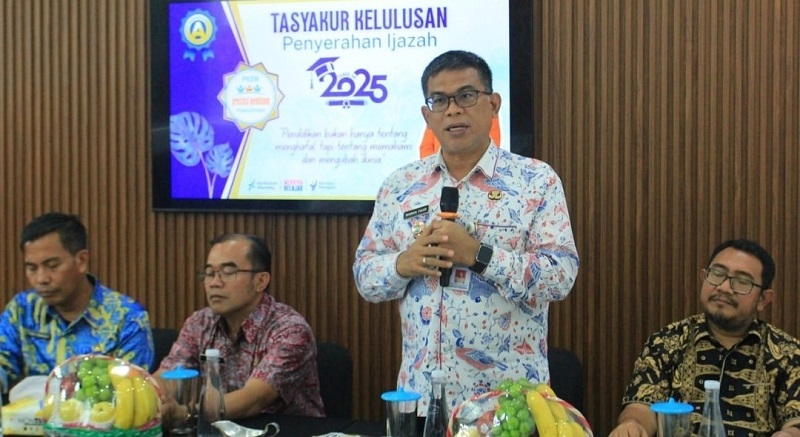 27 Petugas Kebersihan Kota Tangerang Raih Ijazah Sekolah Paket