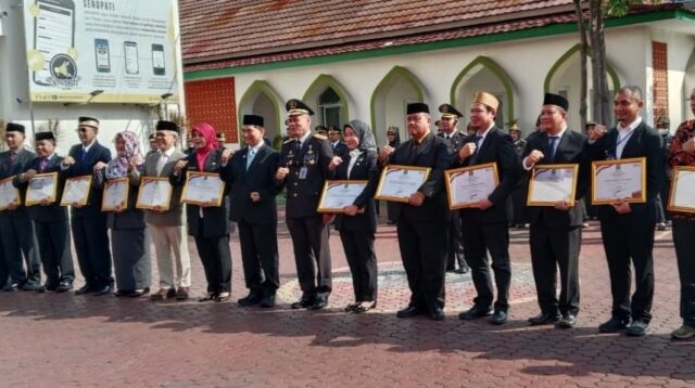 Pemkot Tangerang Raih Dua Penghargaan atas Pendirian 104 Koperasi Merah Putih