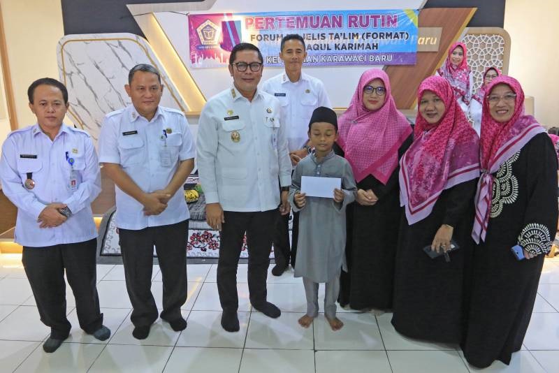 Wakil Walikota Tangerang Ajak Ibu-Ibu Pengajian Jaga PHBS