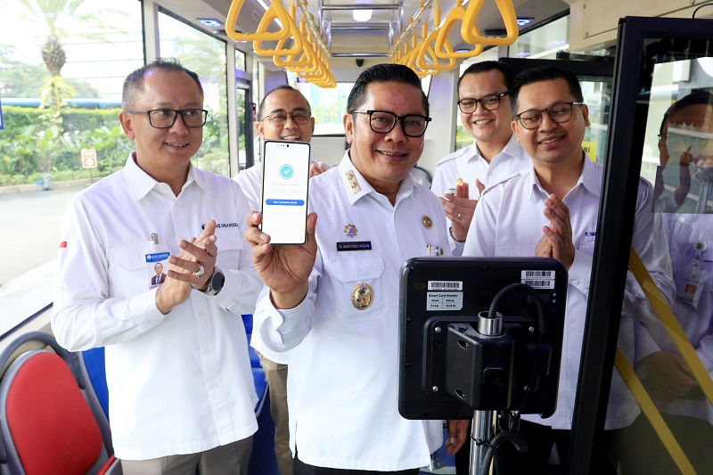 Pemkot Luncurkan Pembayaran QRIS Tap di Transportasi Umum