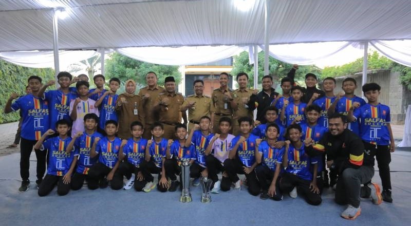 Walikota Tangerang Lepas 35 Pemain Salfas Soccer U-13 ke Piala Soeratin
