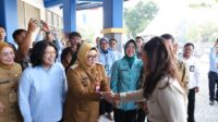 Menkomdigi Tinjau Cek Kesehatan Gratis di Hari Pertama Sekolah