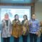 Diskoumperindag Serang Latih Puluhan Warga Bikin Kerajinan Handmade