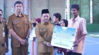 Wabup Serang Serahkan Simbolis Bantuan 497 Rumah Tidak Layak Huni