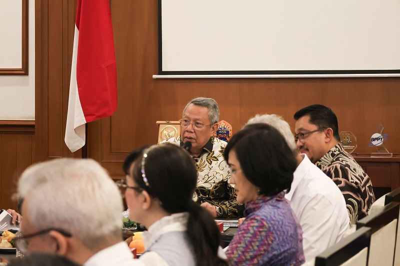 Benyamin Tekankan Proyek PSEL Tepat Waktu