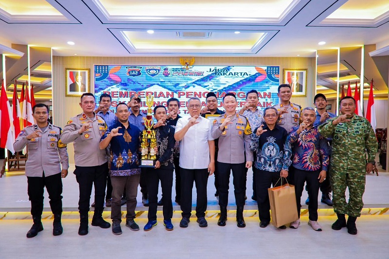 Benyamin Apresiasi Keberhasilan Siskamling, Bukti Kolaborasi 4 Pilar Jaga Keamanan