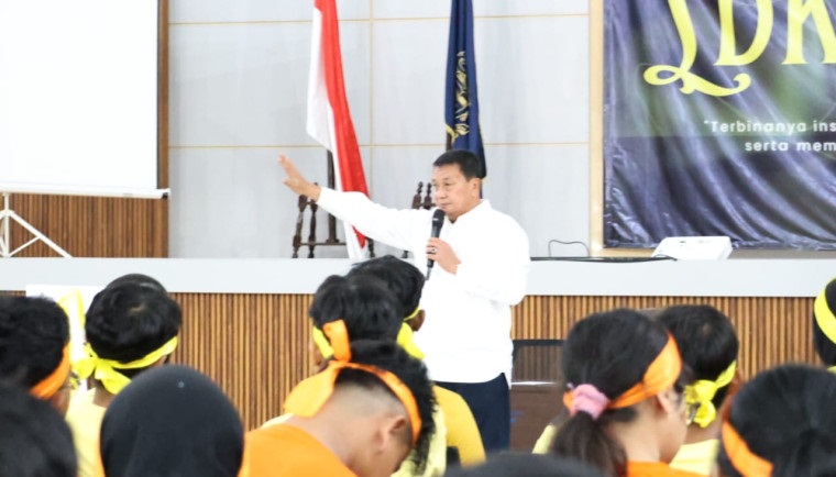 BUPATI KULIAH UMUM Bupati Tangerang Dorong Mahasiswa Berani Berusaha dan Bertanggung Jawab