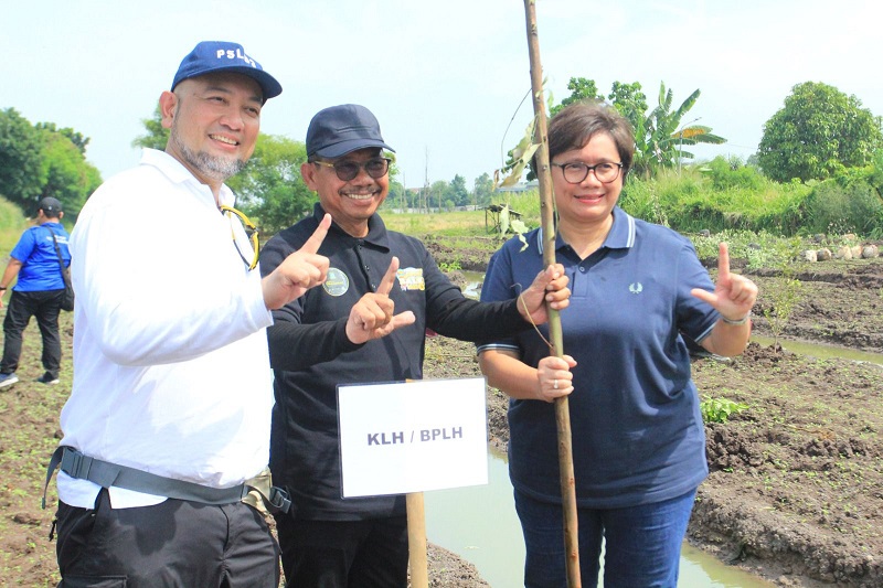 Pemkot Tangerang Tanam 402 Pohon di Buffer Zone TPA Rawa Kucing