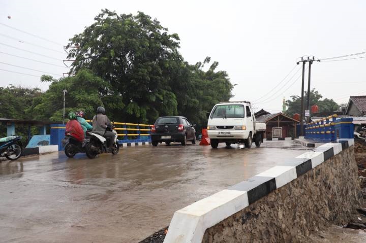 Jembatan Bayur Mulai Beroperasi, Kemacetan Jalan Raya Bayur–Cadas Berangsur Terurai