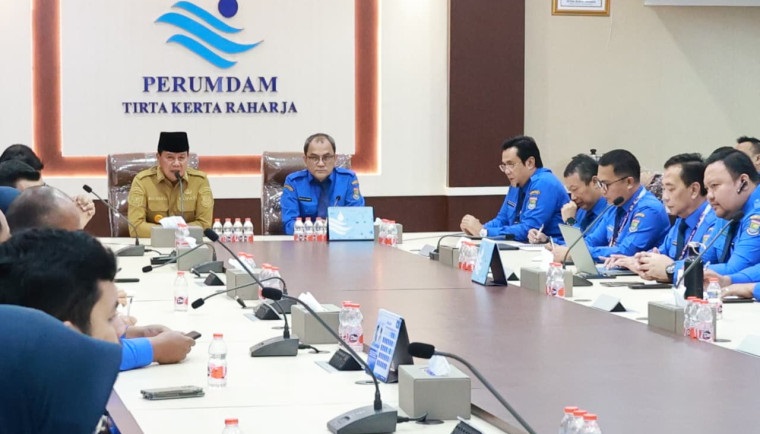 Bupati Tangerang Minta Perumdam TKR Terus Berinovasi Tingkatkan Layanan