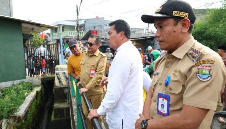 Bupati Tangerang Pastikan Normalisasi Kali Cirarab Segera Dilakukan