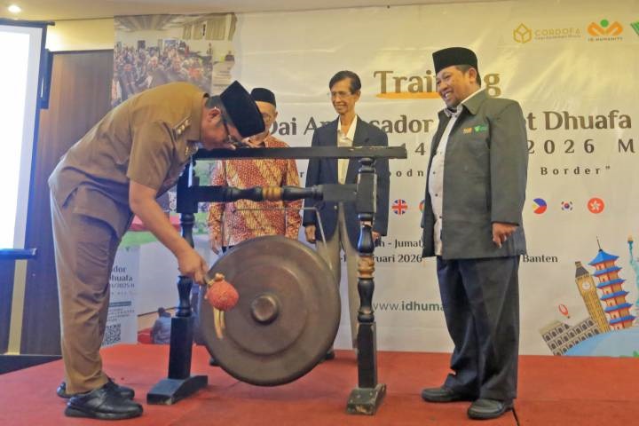 Maryono Lepas 20 Dai Ambassador untuk Dakwah Lintas Negara