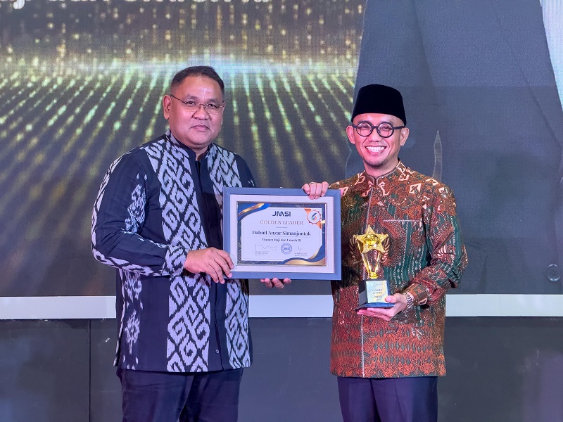 Terima Golden Leader 2026, Wamenhaj Dorong Pers Perkuat Intelektualitas