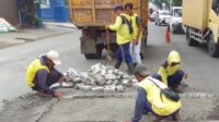 Pemkot Tangerang Perbaiki Jalan Husein Sastranegara