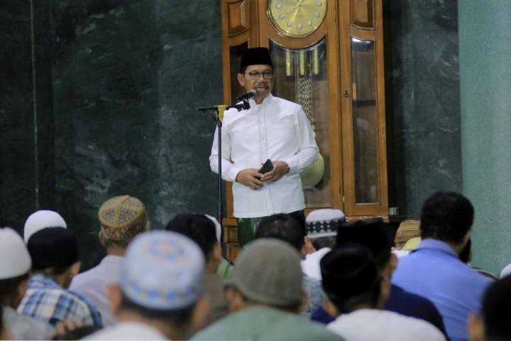 Sachrudin Ajak Warga Tingkatkan Ibadah dan Kepedulian Sosial