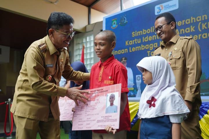 Sachrudin Serahkan KIA untuk Anak Binaan LKS