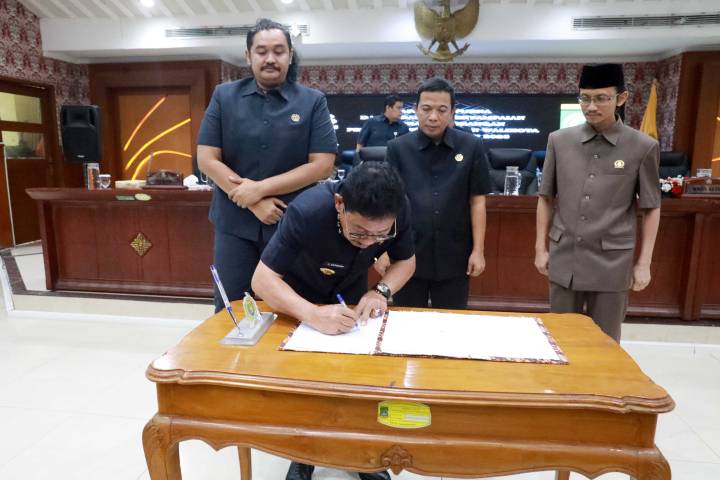 LKPJ 2025 Diserahkan, Wali Kota Klaim Program 3G Dongkrak Kinerja Daerah