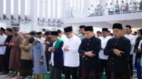 Wakil Walikota Tangsel Salat Id di Al-Ithishom