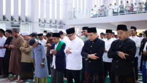 Wakil Walikota Tangsel Salat Id di Al-Ithishom